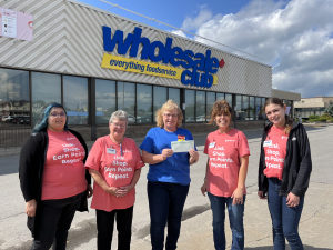 Lindsay Wholesale Club Customers Give A Little Help A Lot