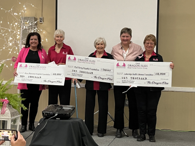 Paddles Up! Celebrating Dragon Flies’ quest to conquer breast cancer Paddles Up! Celebrating Dragon Flies’ quest to conquer breast cancer