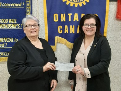 Rotary Club of Fenelon Falls supports Comfort and Care with gift for IV Pumps