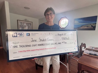 RMH Alum celebrates with Split the Pot lottery win