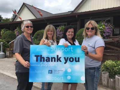 Riverwood Camping Resort gift supports cancer services at RMH